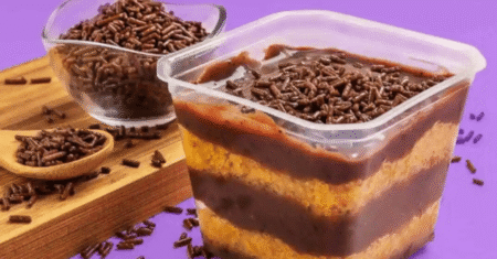 Bolo de Pote de Cenoura e Chocolate | É Fazer e Vender